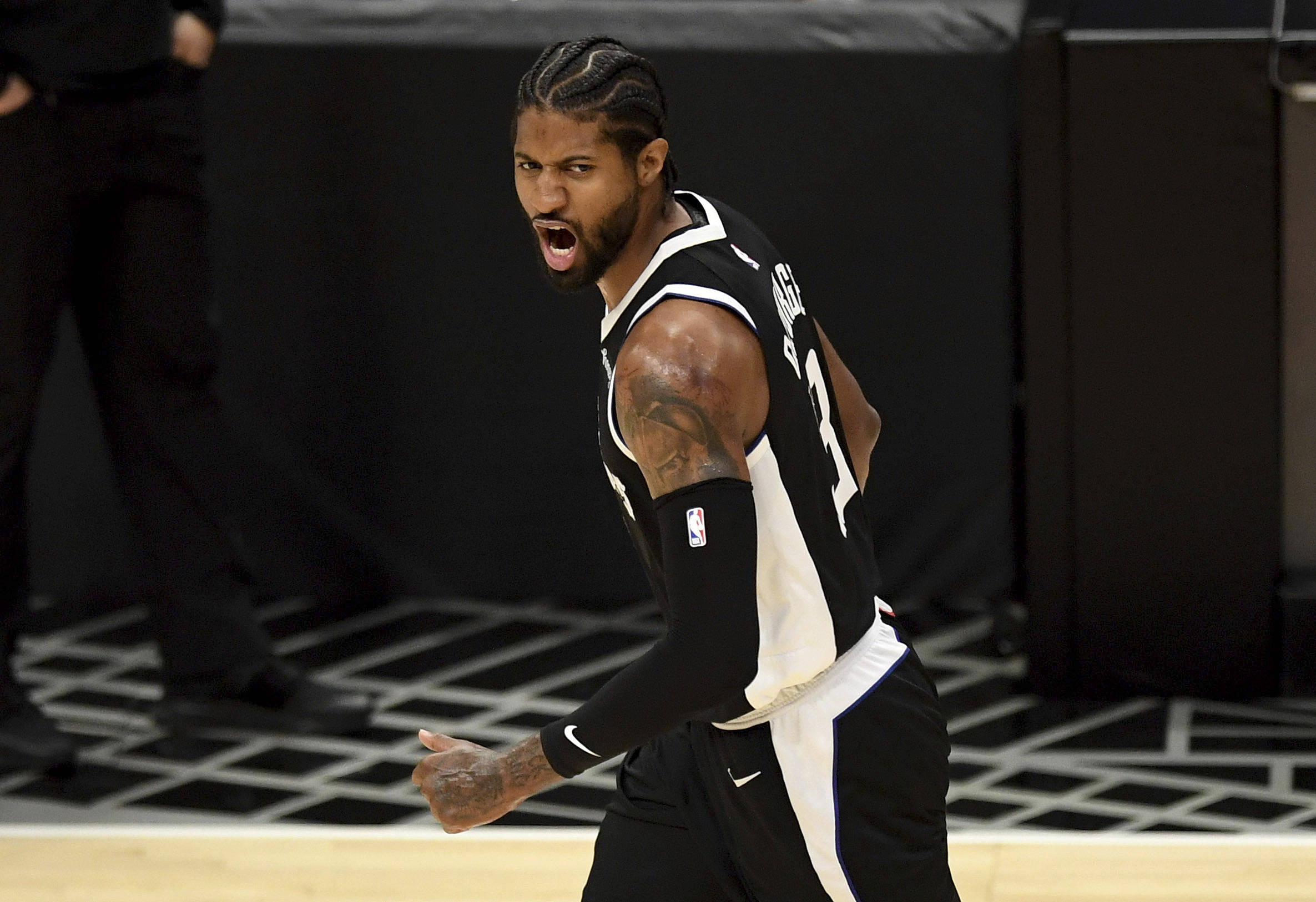 而在阵地战 而在阵地战