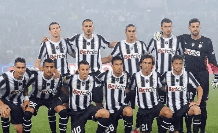 边路突击手 边路突击手